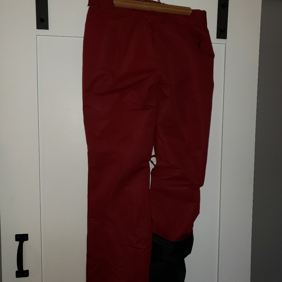 SOLD Snow Pants - Picture 9 of 16